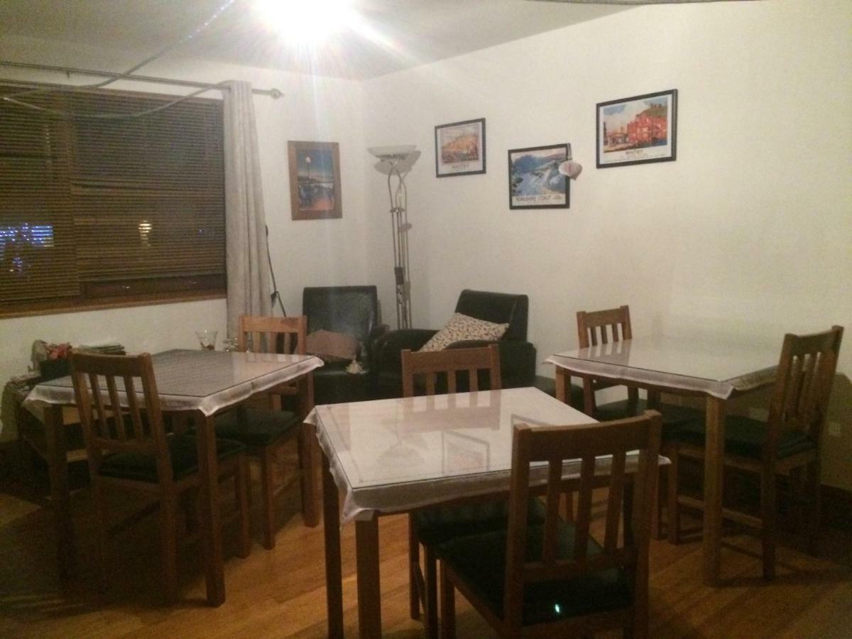 וויטבי Eskdale House B&B מראה חיצוני תמונה